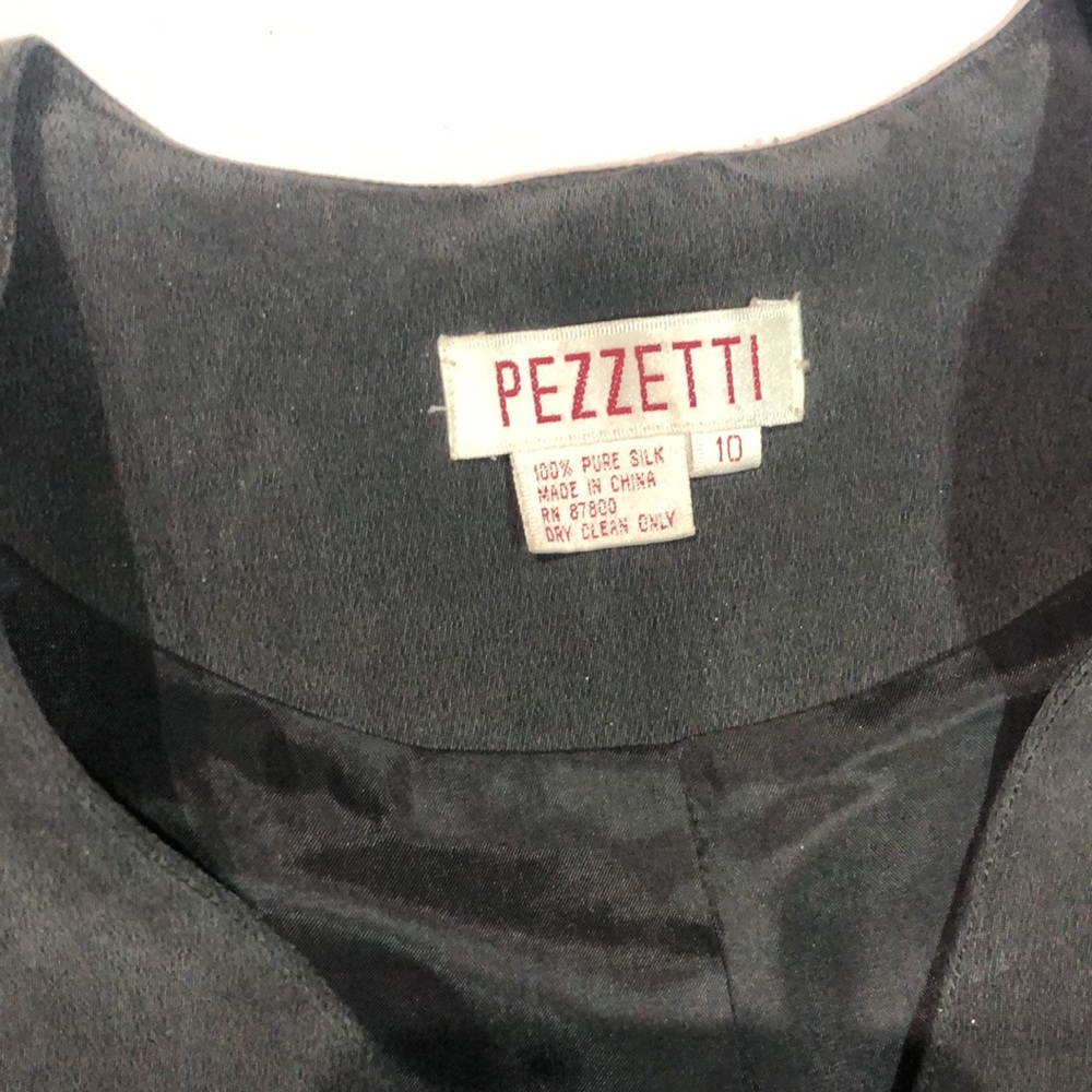Vest - Picture 2 of 2